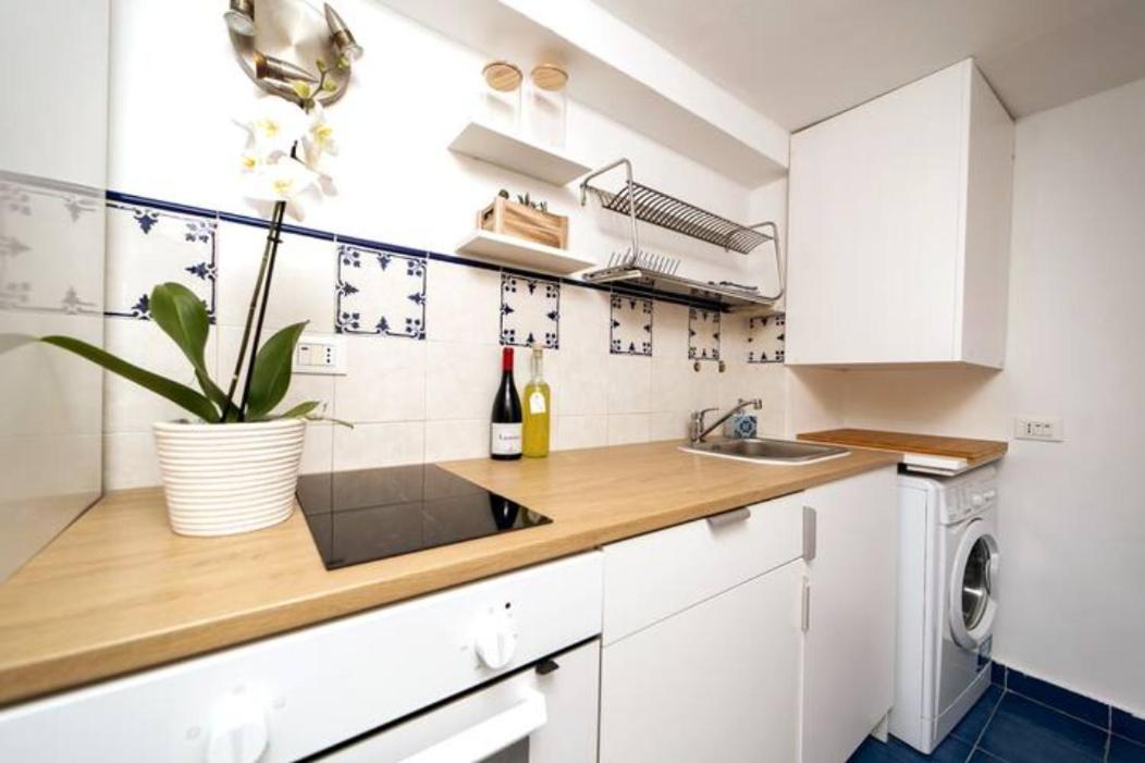 Casa Grilli Apartment ปาแลร์โม ภายนอก รูปภาพ